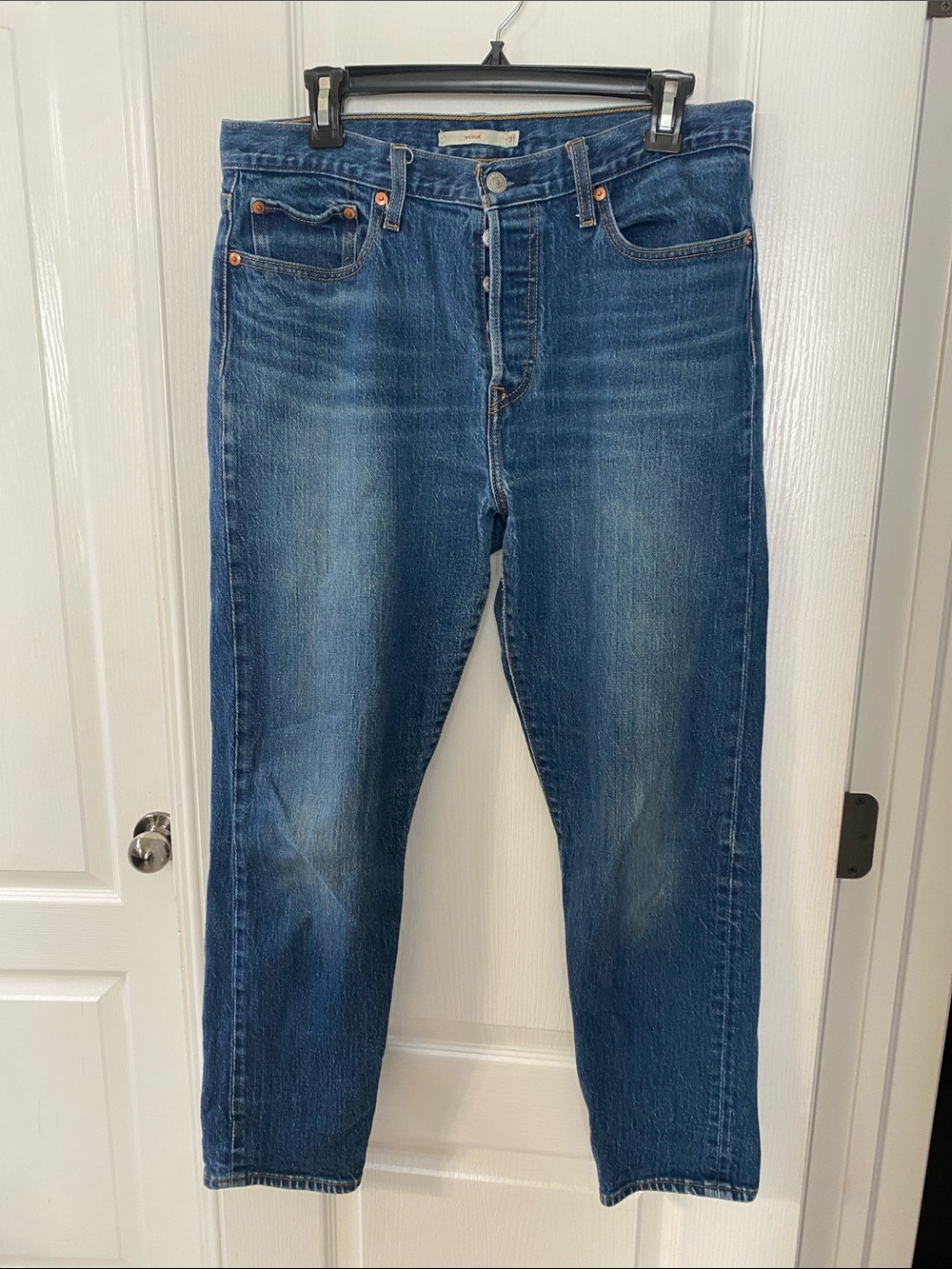 Levi's Wedgie Medium Blue Straight-Leg Women's Jeans